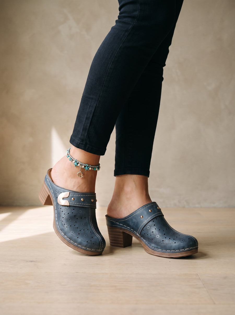 The Dorothea Clog