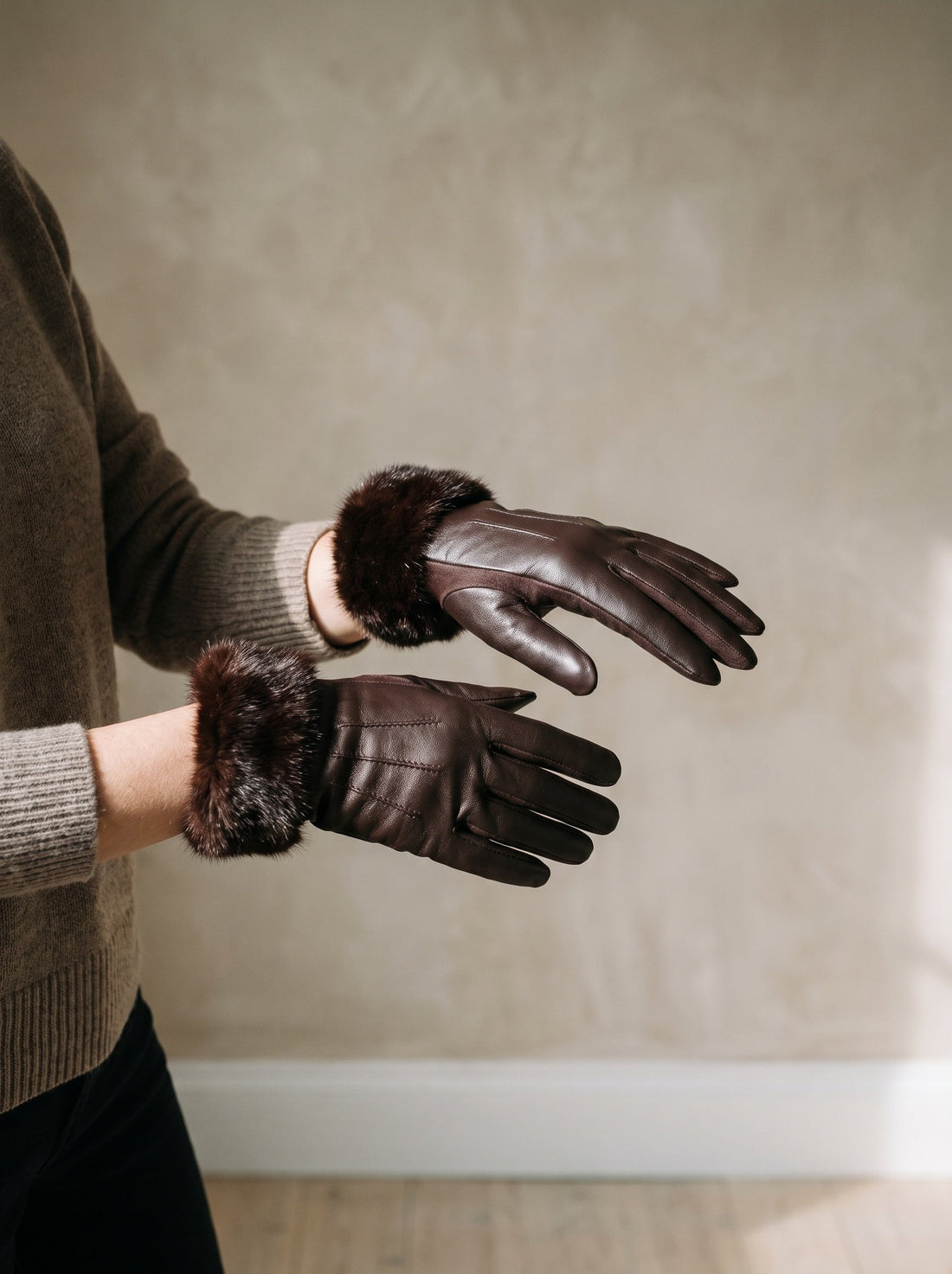 The Gwen Glove