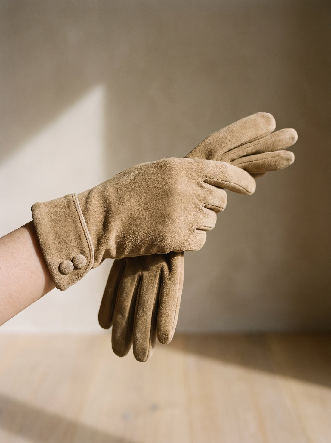 The Lydia Glove