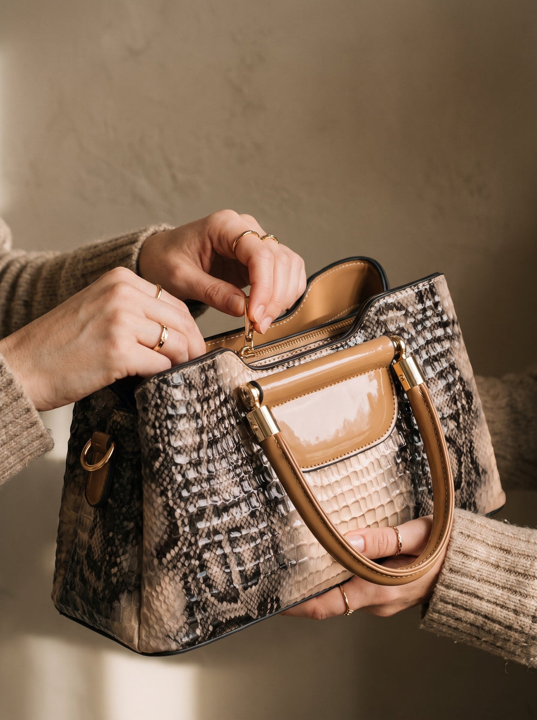 The Della Bag