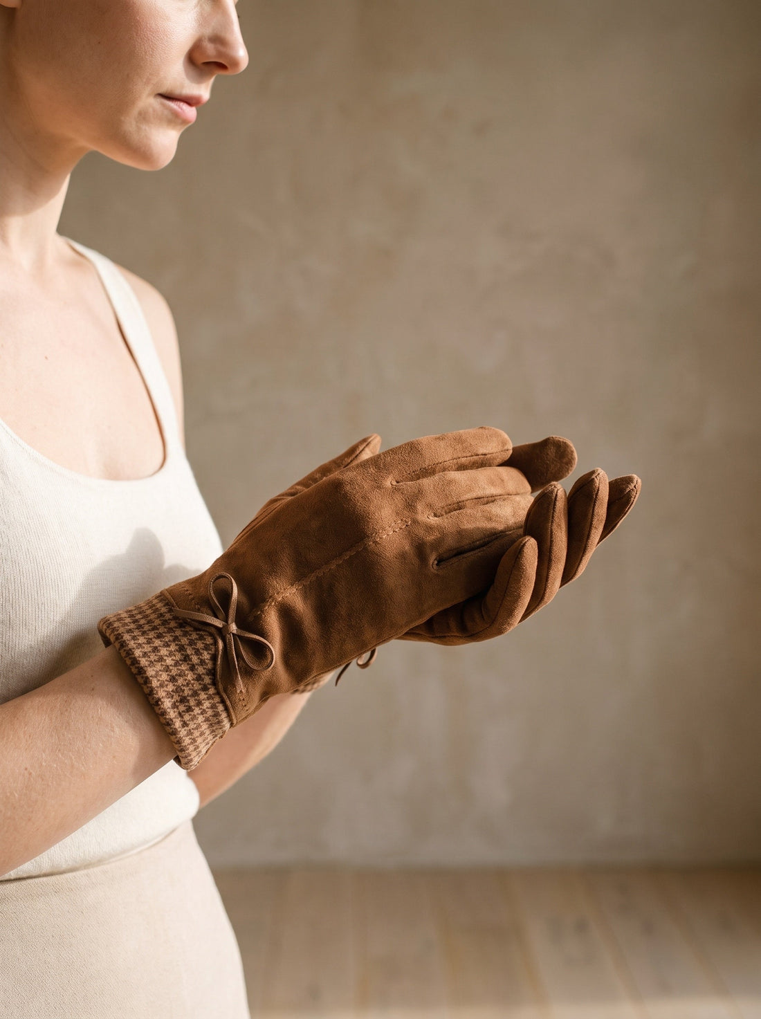 The Milly Glove
