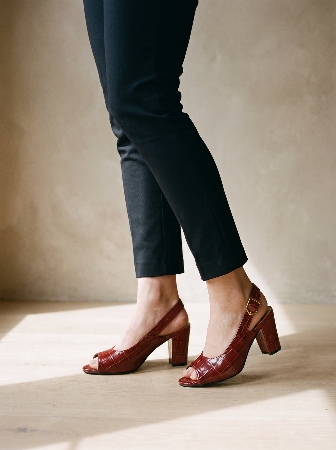 The Thomasin Slingback