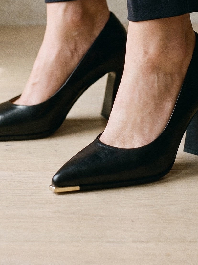 The Iris Heel